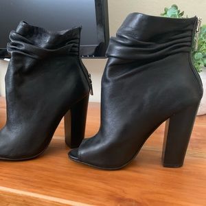 Chinese laundry Kristin Cavallari booties